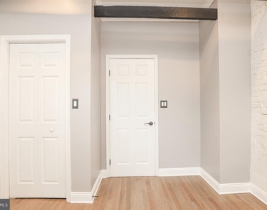 544 Newton Place Nw - Photo Thumbnail 13