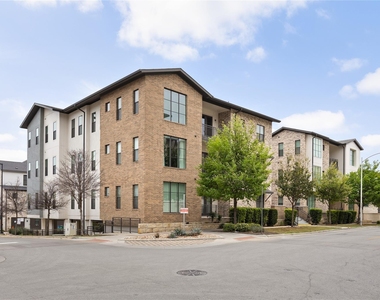 4325 Jackson Ave - Photo Thumbnail 5