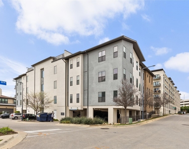 4325 Jackson Ave - Photo Thumbnail 23