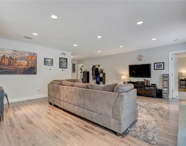 3106 Jeanne Marie Ct - Photo Thumbnail 5