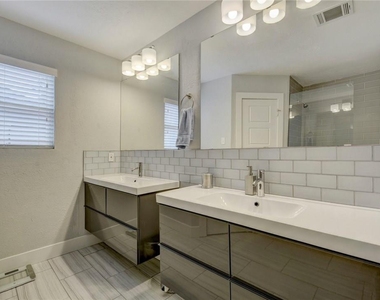3106 Jeanne Marie Ct - Photo Thumbnail 17