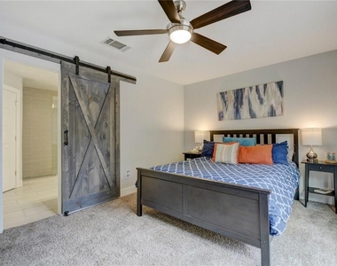 3106 Jeanne Marie Ct - Photo Thumbnail 14
