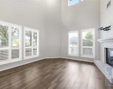 6624 Nusser Ln - Photo Thumbnail 5