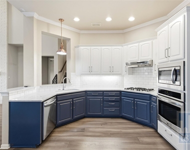 6624 Nusser Ln - Photo Thumbnail 6