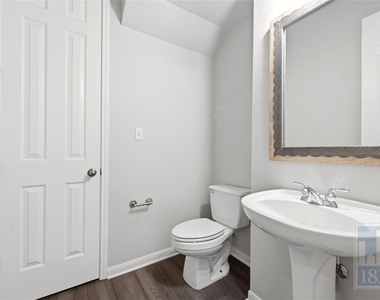 6624 Nusser Ln - Photo Thumbnail 27