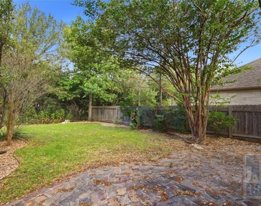 6624 Nusser Ln - Photo Thumbnail 32
