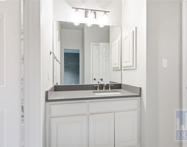 6624 Nusser Ln - Photo Thumbnail 26