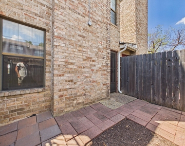 2907 Pearl St - Photo Thumbnail 17
