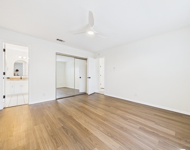 2907 Pearl St - Photo Thumbnail 13