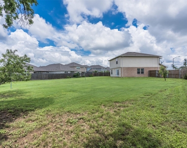 1013 Ranchero Rd - Photo Thumbnail 29