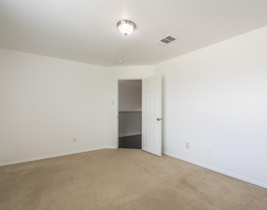 1013 Ranchero Rd - Photo Thumbnail 21