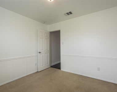 1013 Ranchero Rd - Photo Thumbnail 23