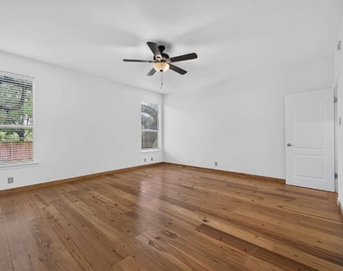 8109 Ganttcrest Dr - Photo Thumbnail 12