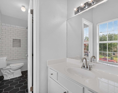 8109 Ganttcrest Dr - Photo Thumbnail 20