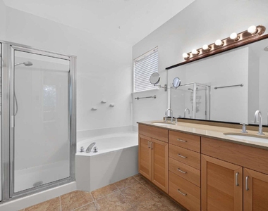 8109 Ganttcrest Dr - Photo Thumbnail 11