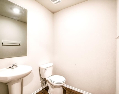 5705 Berriweather Dr - Photo Thumbnail 11