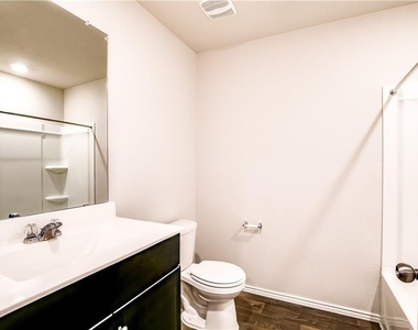 5705 Berriweather Dr - Photo Thumbnail 13