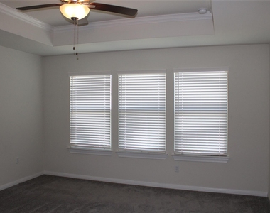 13902 Ilex Dr - Photo Thumbnail 20