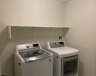 13902 Ilex Dr - Photo Thumbnail 31