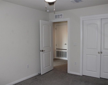 13902 Ilex Dr - Photo Thumbnail 28