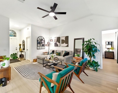 14510 Oliphant St - Photo Thumbnail 3