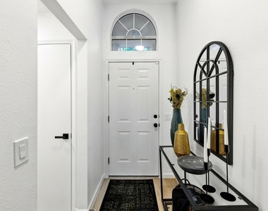 14510 Oliphant St - Photo Thumbnail 18