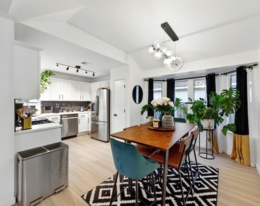 14510 Oliphant St - Photo Thumbnail 7