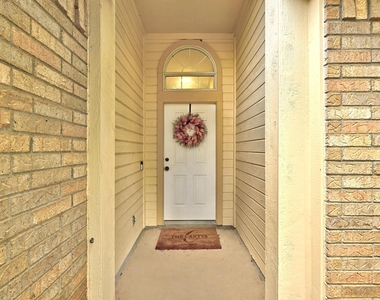 14510 Oliphant St - Photo Thumbnail 2