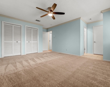 8001 Manassas Dr - Photo Thumbnail 18