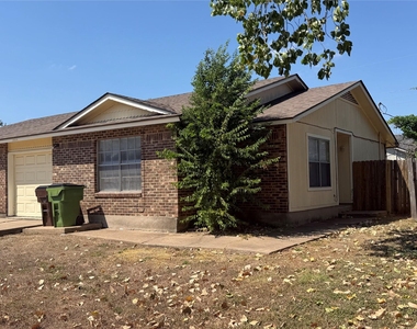 1004 Ridgemont St - Photo Thumbnail 1