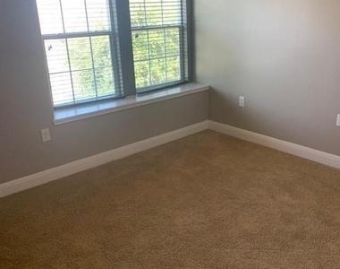 12308 Ferrystone Glen Dr - Photo Thumbnail 20