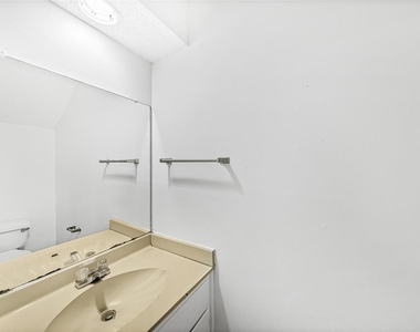 1601 Taylor Gaines St - Photo Thumbnail 11