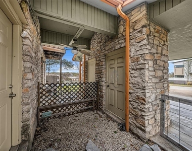 1601 Taylor Gaines St - Photo Thumbnail 13