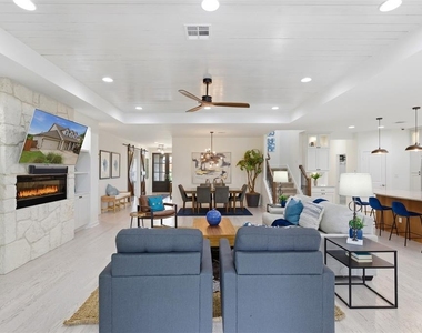 108 Orchard Park Dr - Photo Thumbnail 9