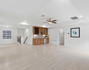 108 Orchard Park Dr - Photo Thumbnail 23
