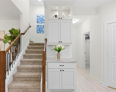 108 Orchard Park Dr - Photo Thumbnail 22