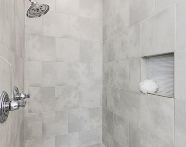 108 Orchard Park Dr - Photo Thumbnail 21