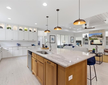 108 Orchard Park Dr - Photo Thumbnail 2