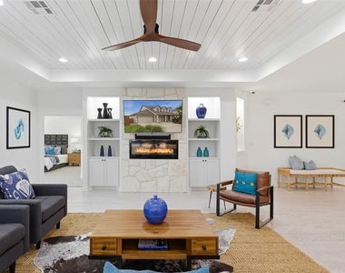 108 Orchard Park Dr - Photo Thumbnail 11