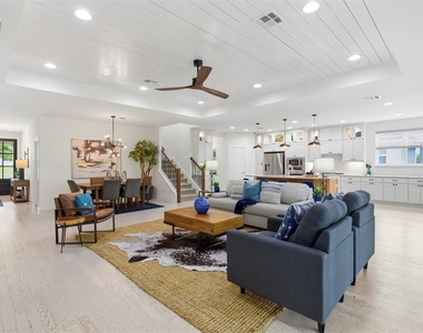 108 Orchard Park Dr - Photo Thumbnail 6