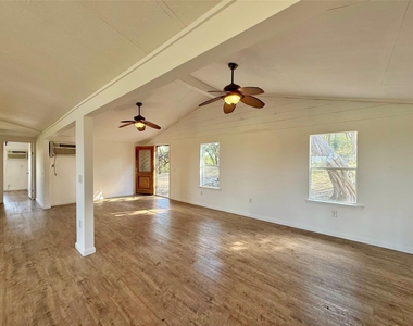 10601 Ridge Rim Dr - Photo Thumbnail 13