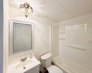10601 Ridge Rim Dr - Photo Thumbnail 28