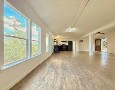 10601 Ridge Rim Dr - Photo Thumbnail 20
