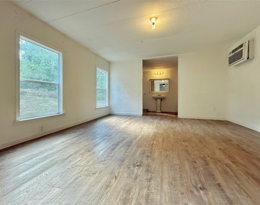 10601 Ridge Rim Dr - Photo Thumbnail 19