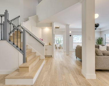 3914 Latimer Dr - Photo Thumbnail 7