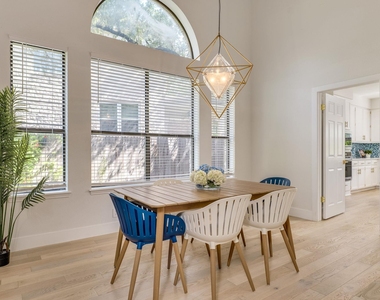 3914 Latimer Dr - Photo Thumbnail 13
