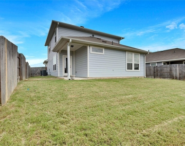 1105 Burin Dr - Photo Thumbnail 24