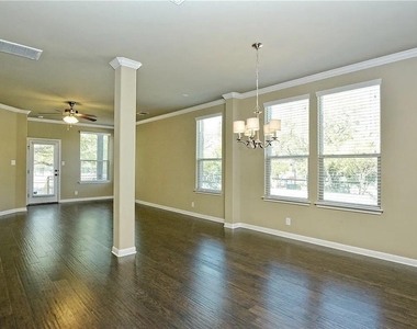 9512 Solana Vista Loop - Photo Thumbnail 9