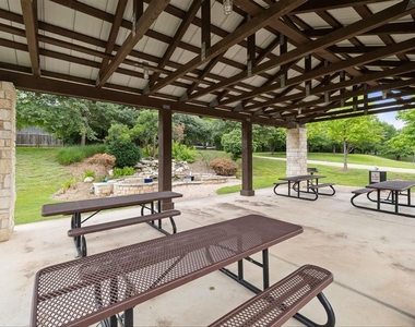 1310 W Parmer Ln - Photo Thumbnail 29