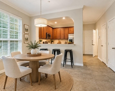 1310 W Parmer Ln - Photo Thumbnail 3